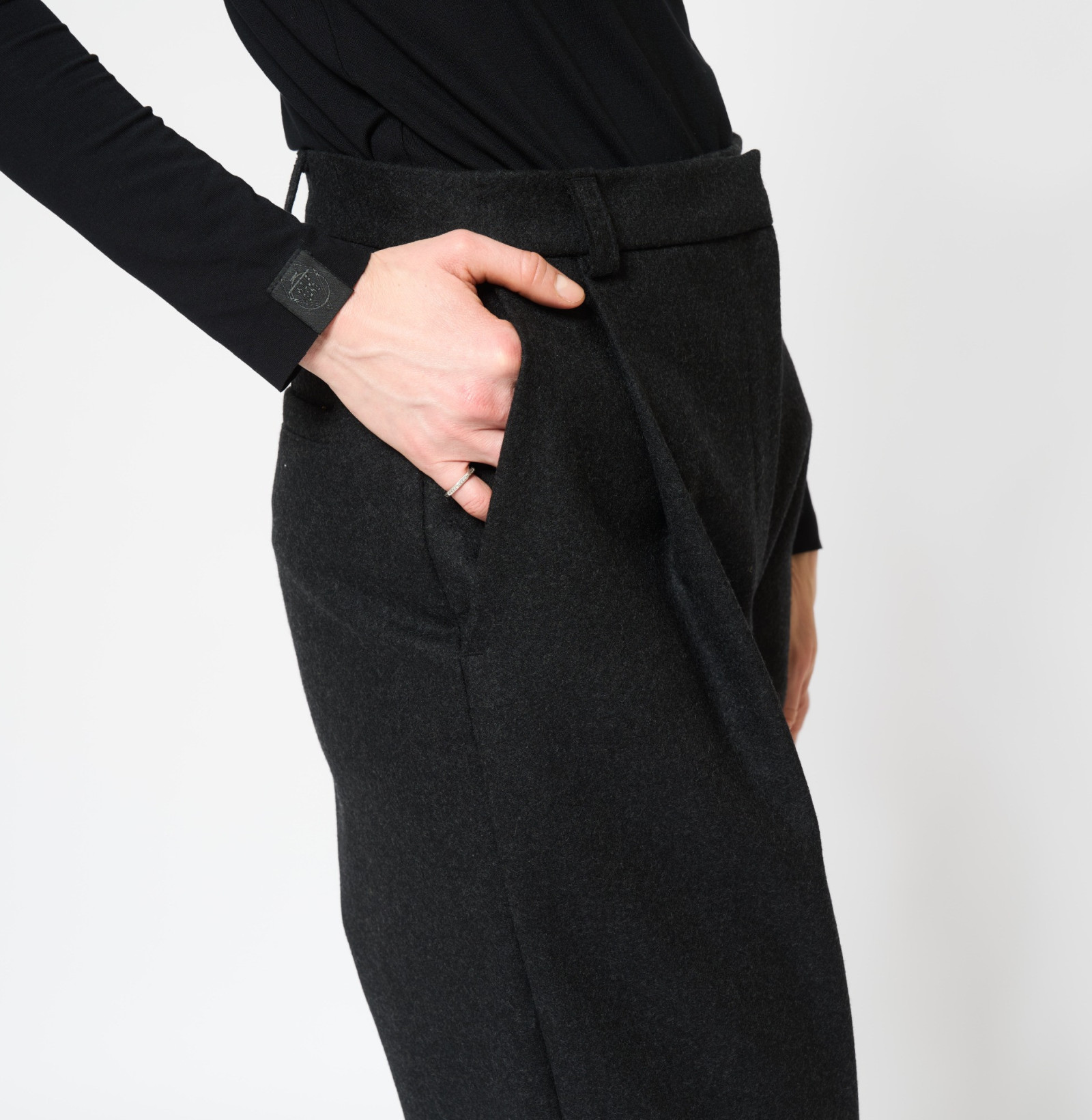 Warm Wool Cuff Pants Long Dark Grey